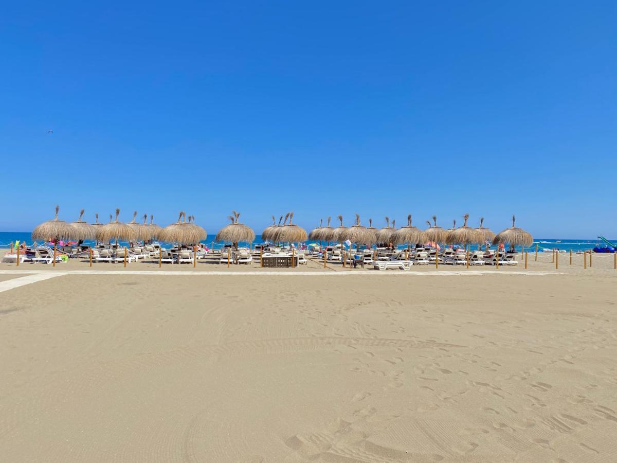 Studio In Costa Del Sol, Sea, Sunshine & Views Фуeнхирола Екстериор снимка