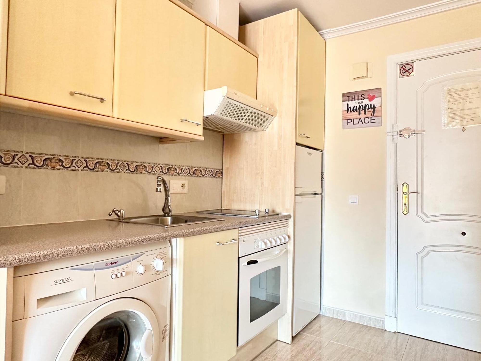 Studio In Costa Del Sol, Sea, Sunshine & Views Фуeнхирола Екстериор снимка