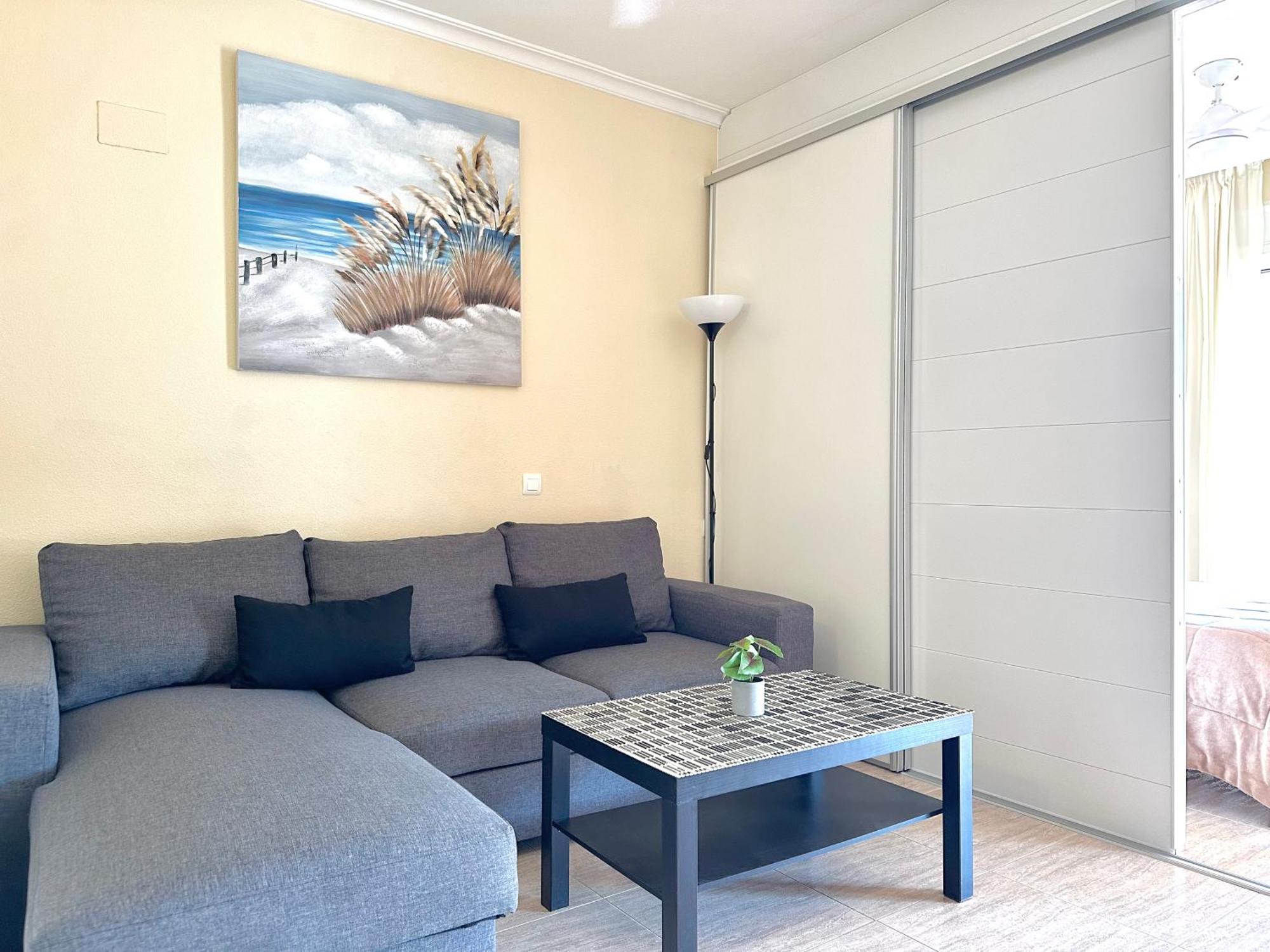 Studio In Costa Del Sol, Sea, Sunshine & Views Фуeнхирола Екстериор снимка